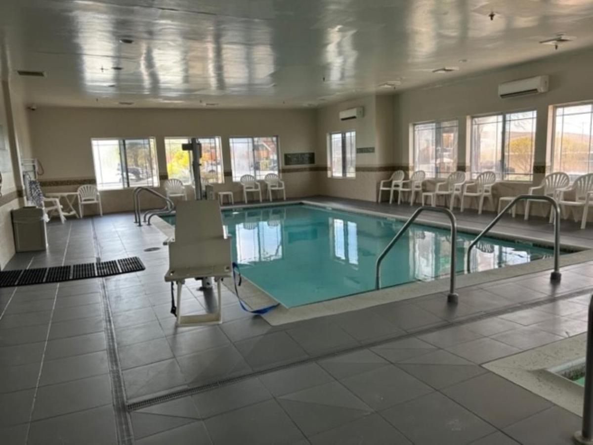 Holiday Inn & Suites - Barstow By Ihg Dış mekan fotoğraf