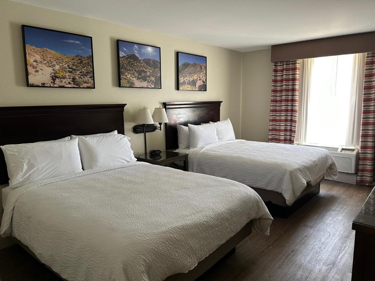 Holiday Inn & Suites - Barstow By Ihg Dış mekan fotoğraf