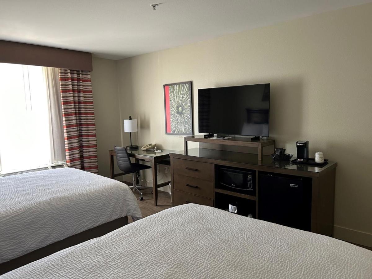 Holiday Inn & Suites - Barstow By Ihg Dış mekan fotoğraf