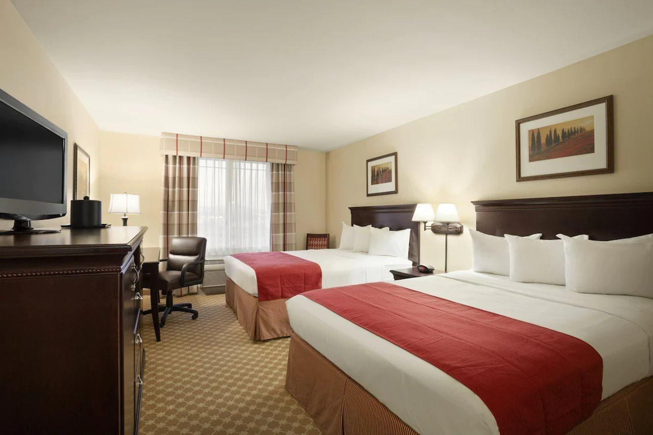 Holiday Inn & Suites - Barstow By Ihg Dış mekan fotoğraf
